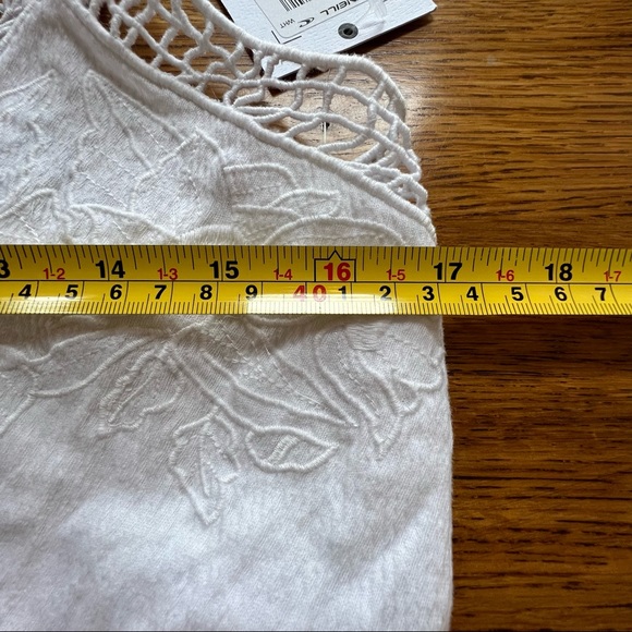 ⭐️ NWT O’Neill White Lace Tank Top Adjustable Straps Size MEDIUM - Picture 14 of 16